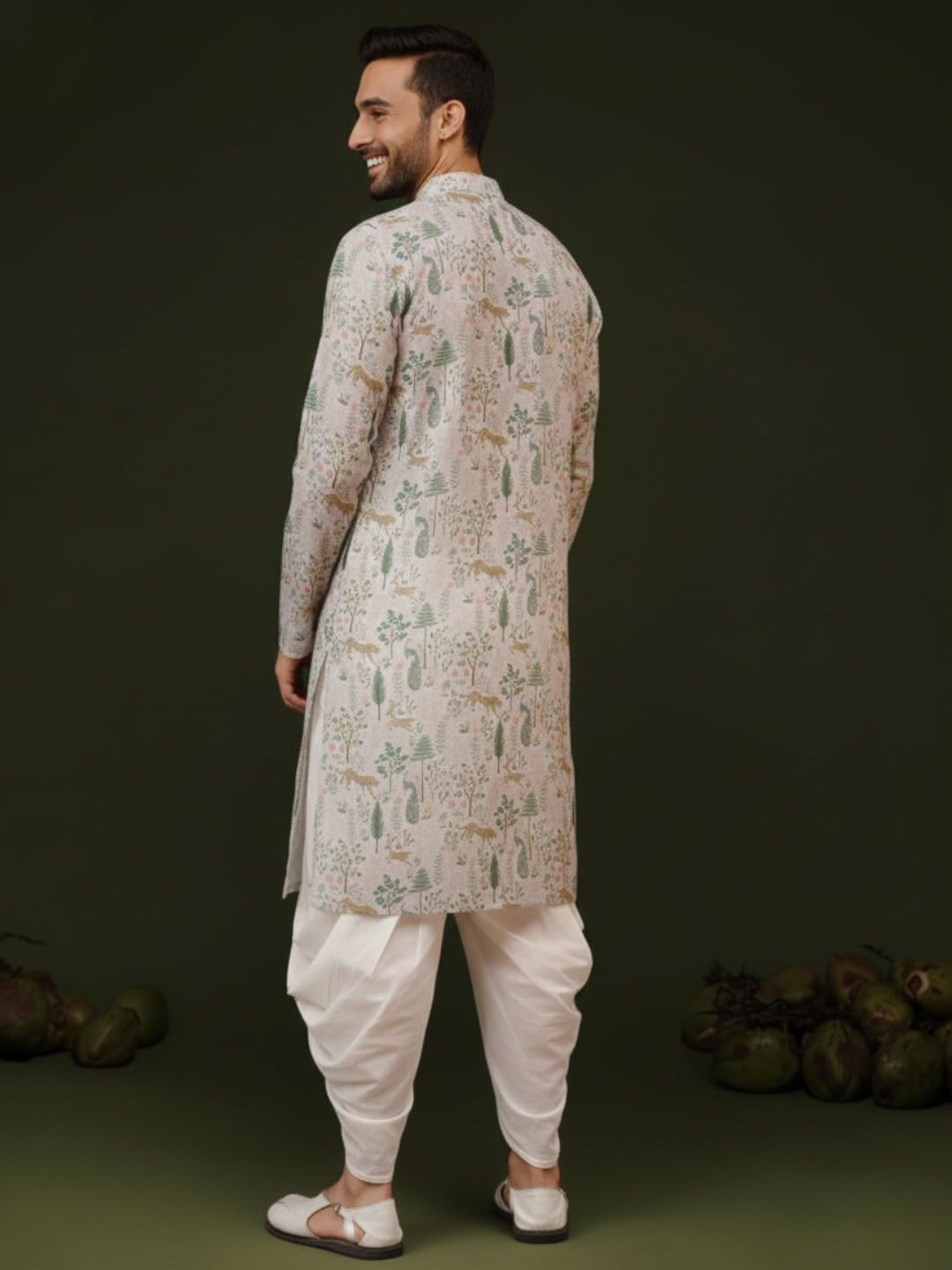 offwhite Vantara Mandarin Collar Regular Fit Kurta